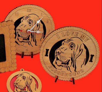 Blood Hound Dog Desktop Clock