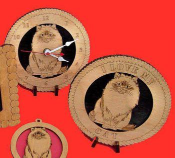 Himalayan Cat Desktop Clock