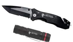 Pocket Knife and 200Lms Flashlight Gift Set