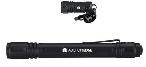 Pelican Keychain and Pocket Flashlight Gift Set 16Lms, 106Lms
