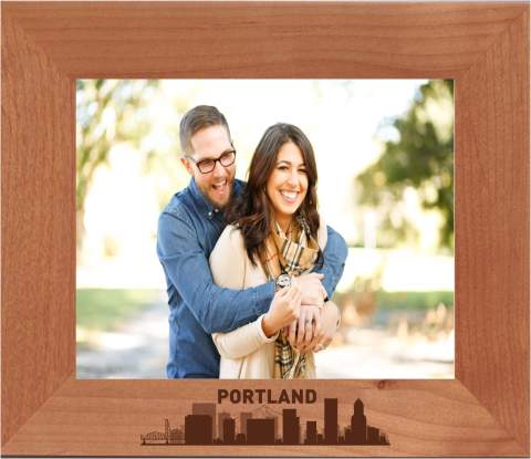 Portland, Oregon City Skyline Engraved Picture Frame